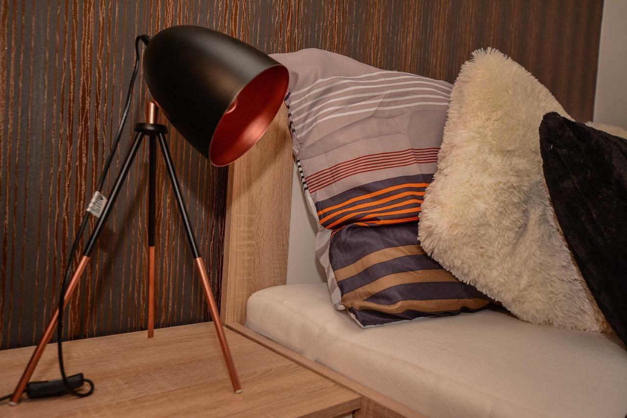 Design Free Parking Apartment In City Center 布达佩斯 外观 照片
