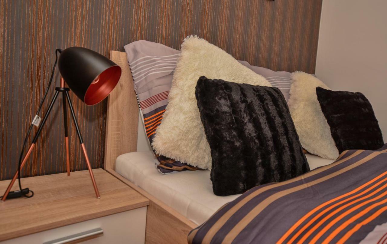 Design Free Parking Apartment In City Center 布达佩斯 外观 照片