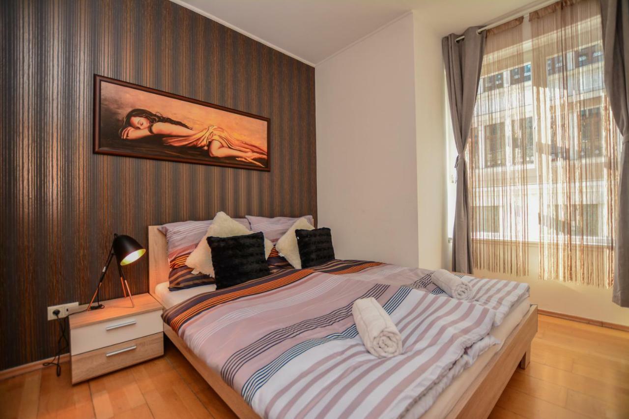 Design Free Parking Apartment In City Center 布达佩斯 外观 照片